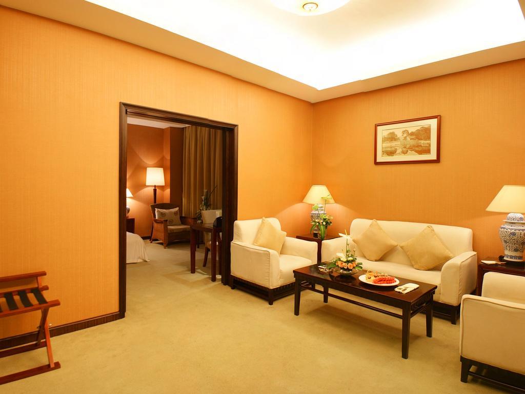 Yiwu Yi He Hotel Eksteriør bilde